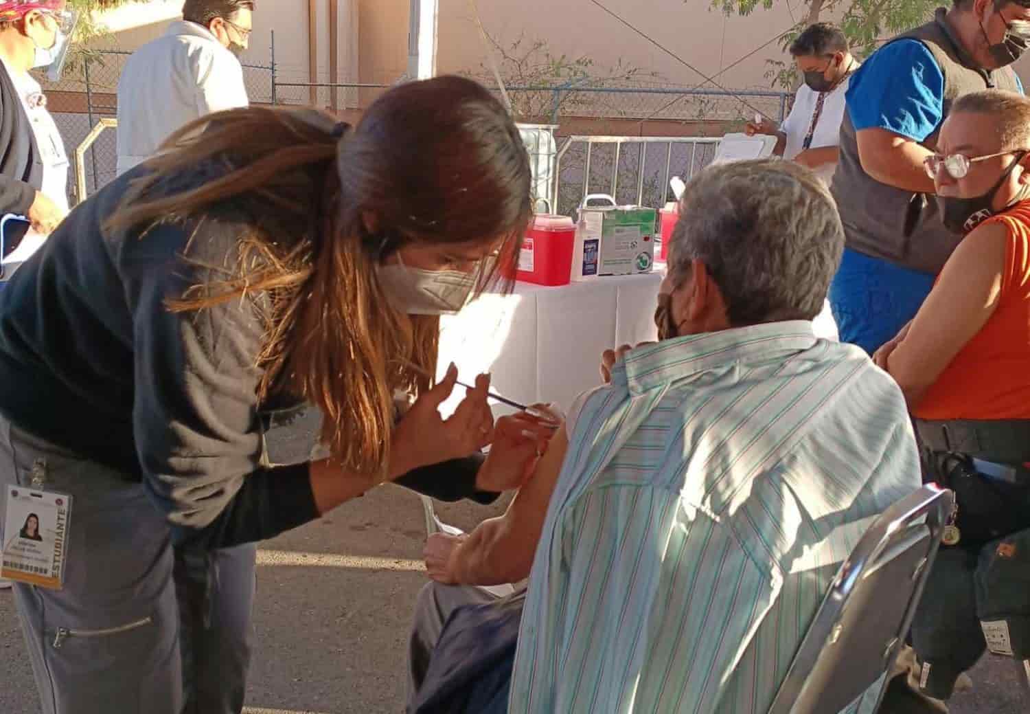 Instalarán puntos fijos para vacuna contra covid en NL
