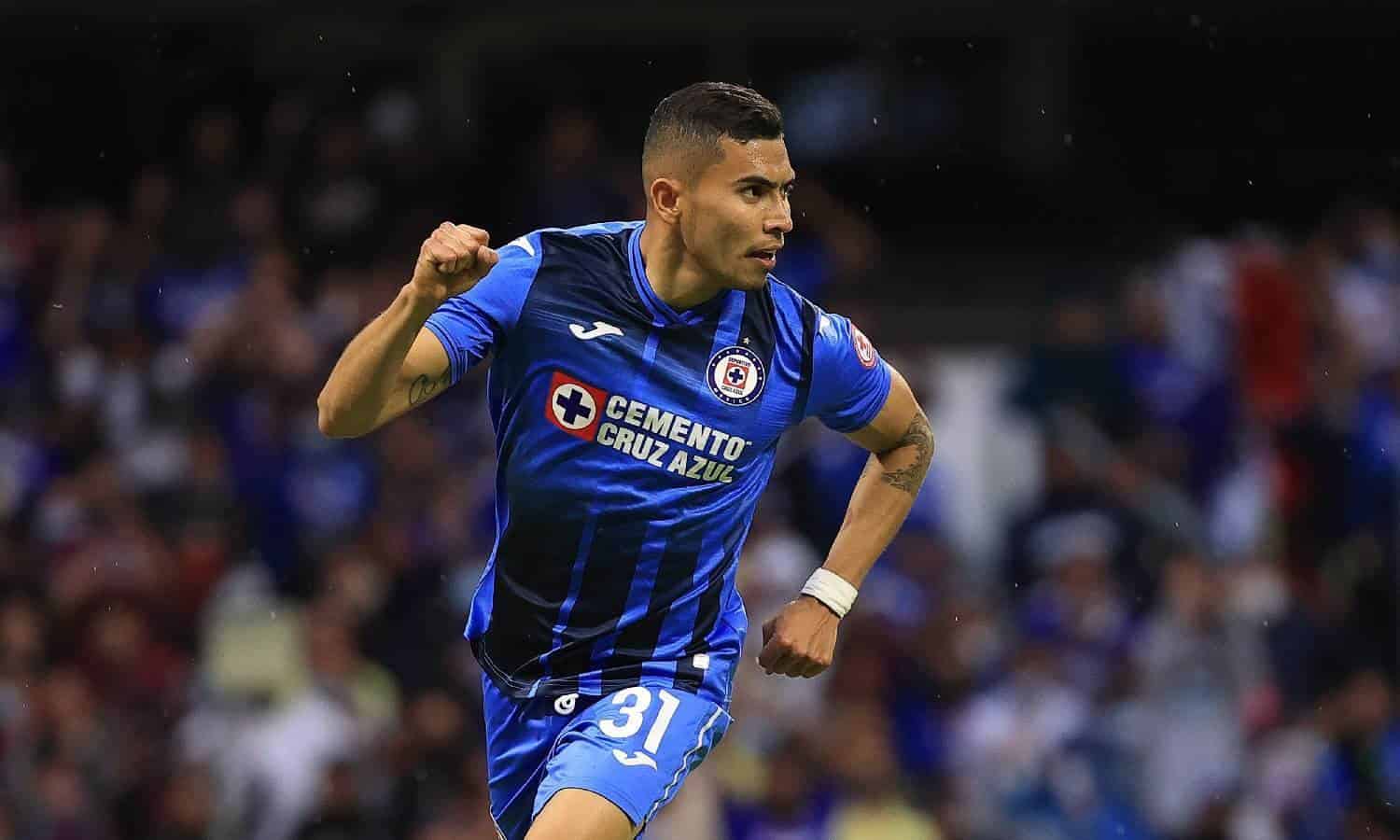 Se va Orbelín Pineda al Celta de Vigo para la liga española