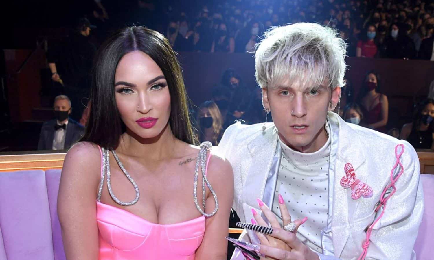 Megan Fox y Machine Gun Kelly anuncian su compromiso