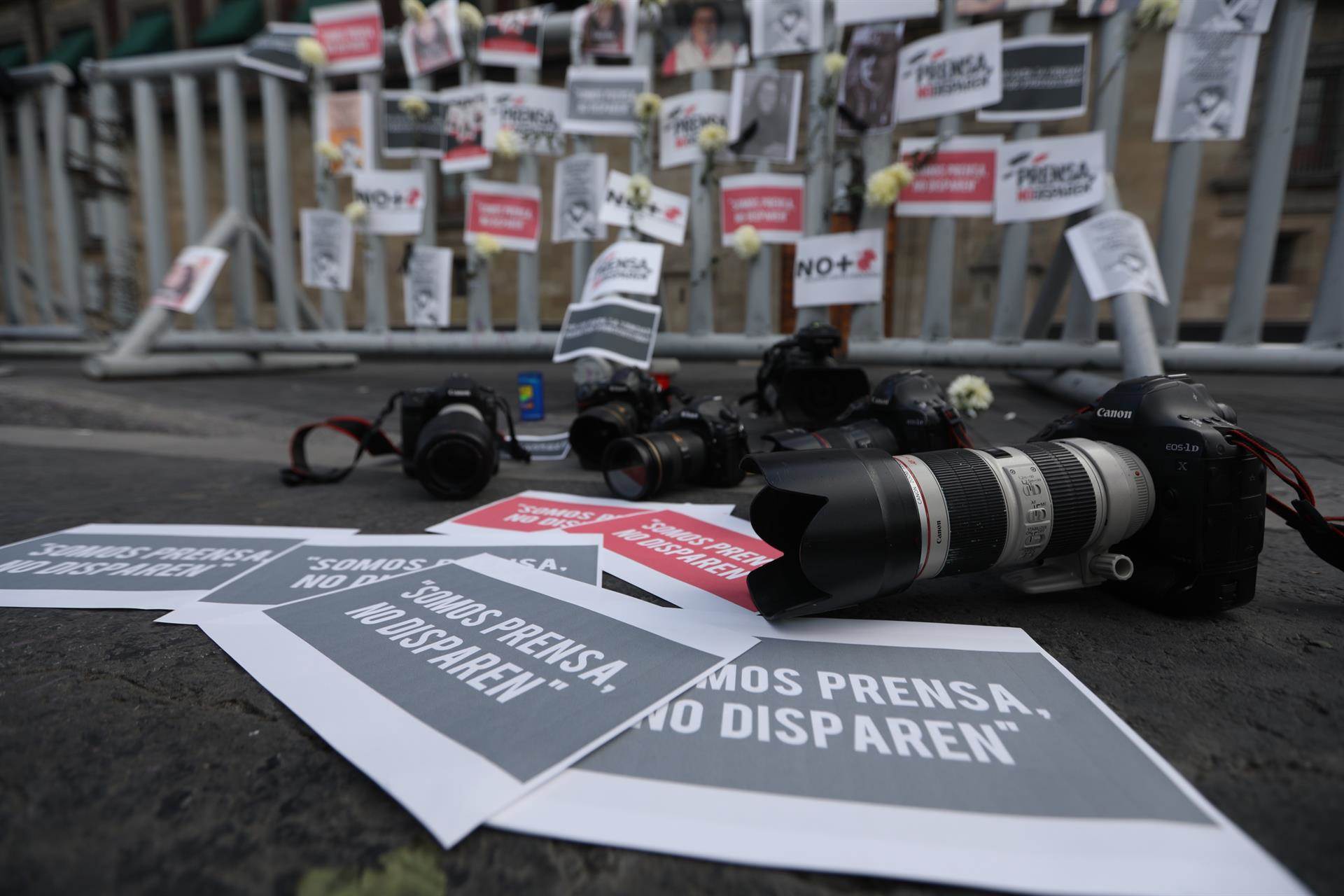 Protestan por asesinatos de periodistas