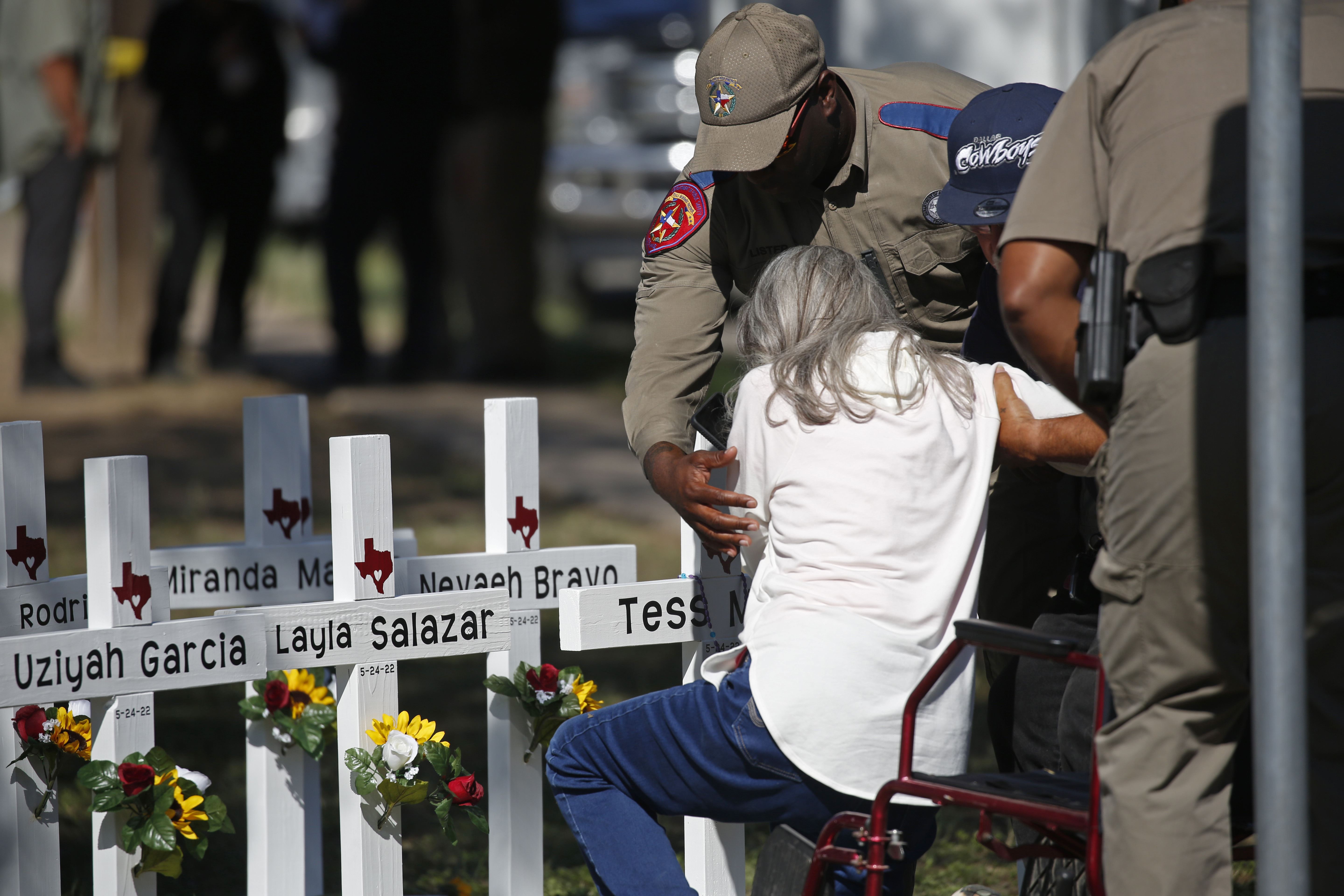 Rodean 'fake news' a tiroteo en Texas
