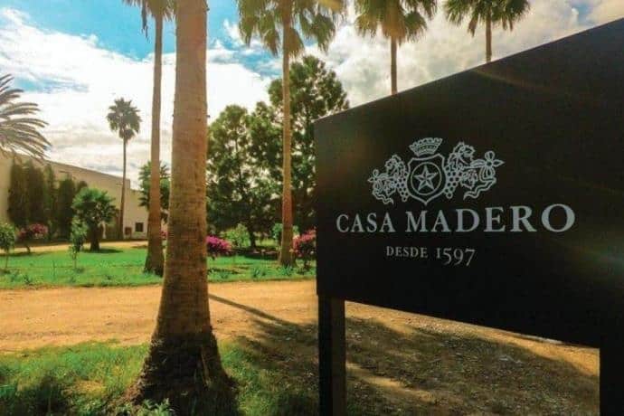Campesinos reclaman agua a Casa Madero