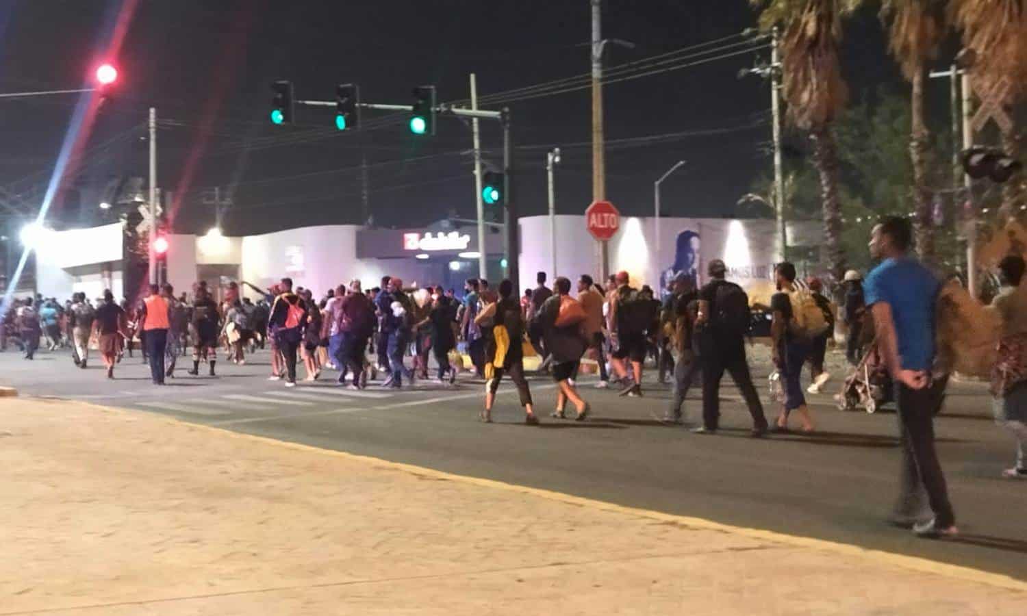 Va caravana migrante de regreso a Coahuila