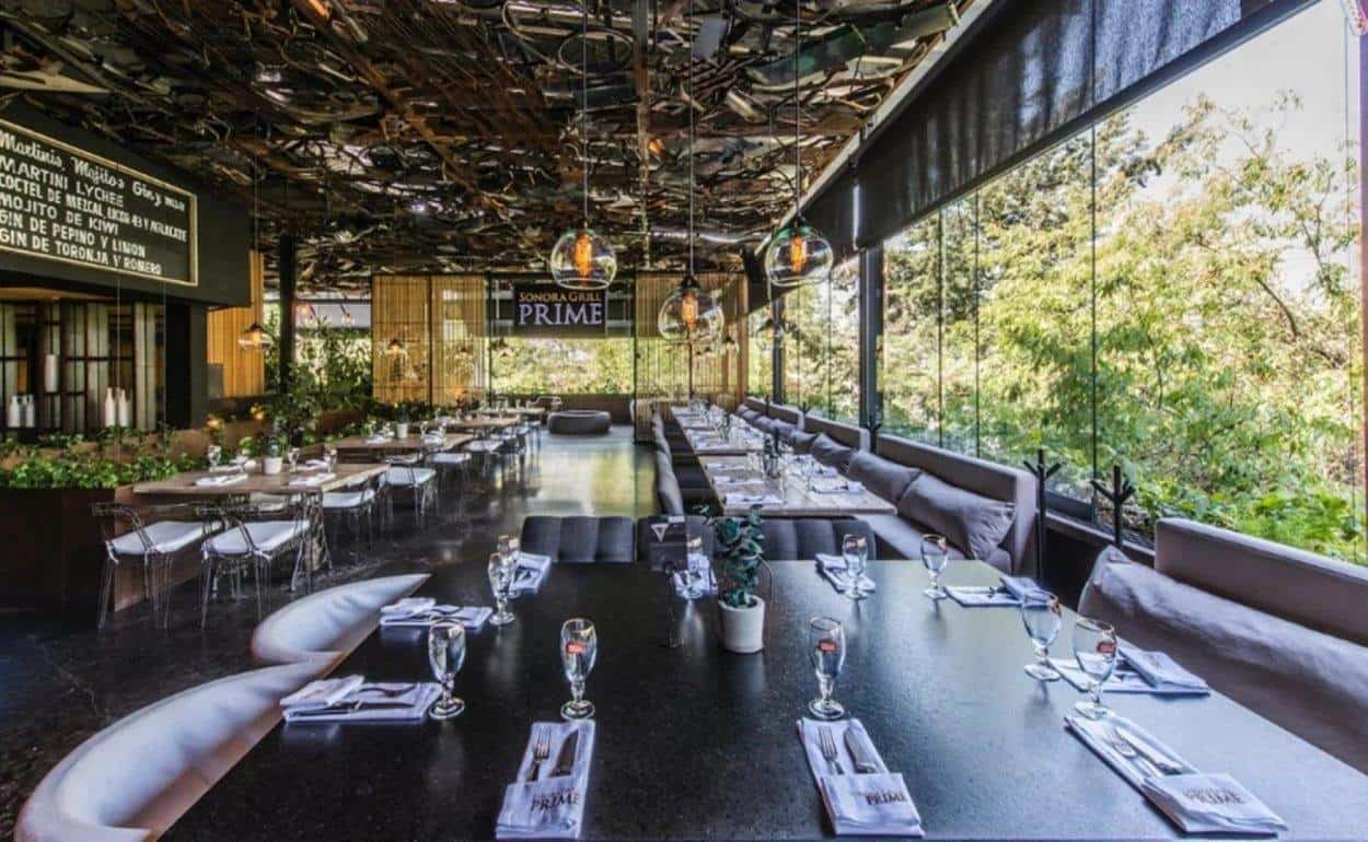 ¿Sonora Grill separa a clientes por su color de piel?