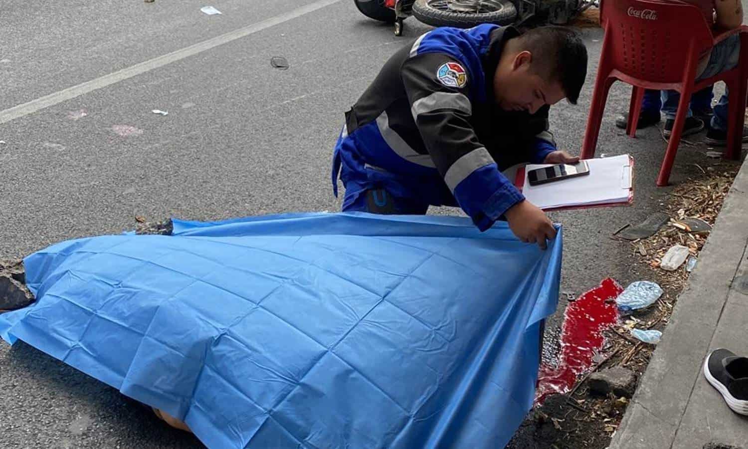 Atropellan a mujer en colonia Mitras Norte