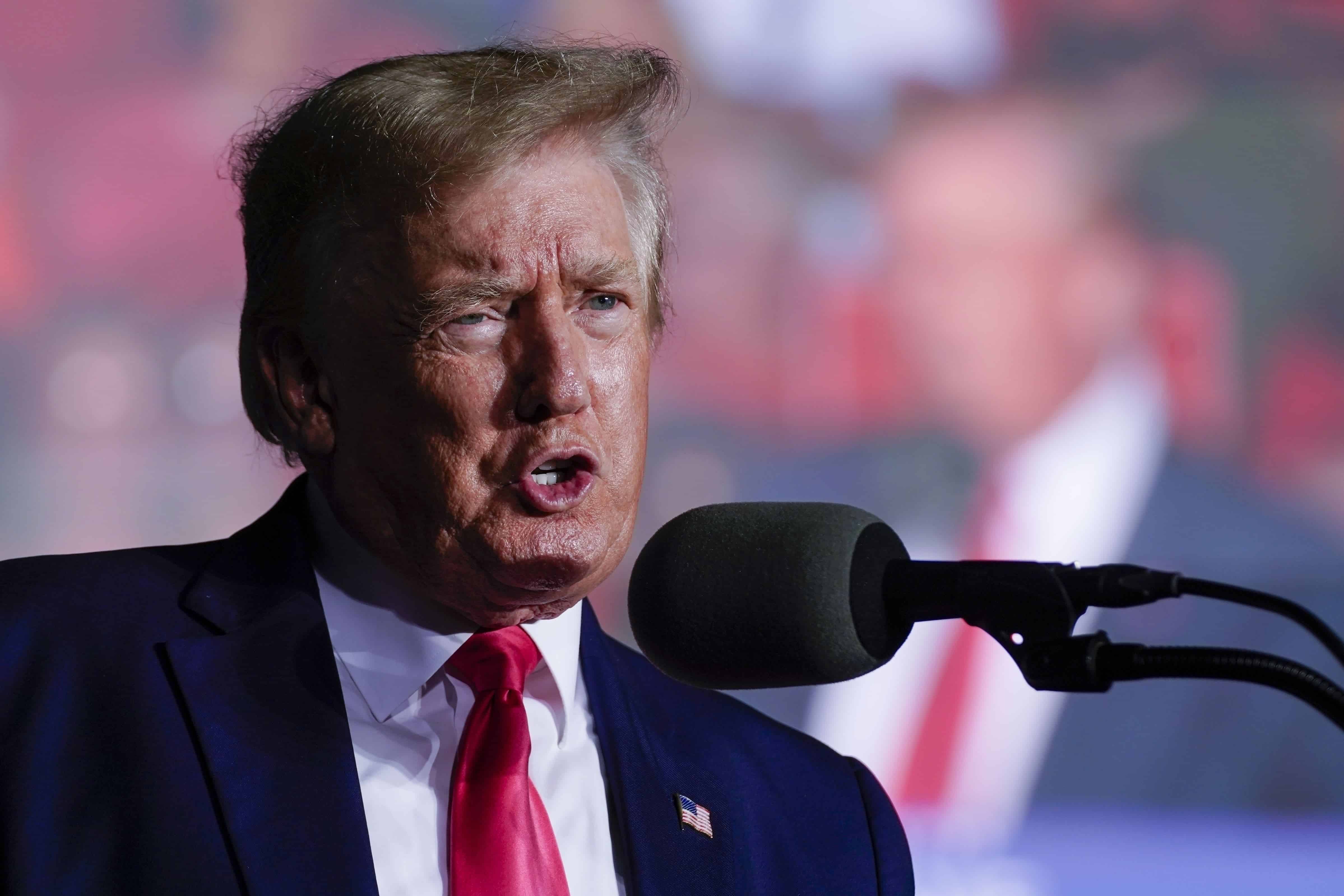 Publican versión censurada de declaración jurada caso Trump